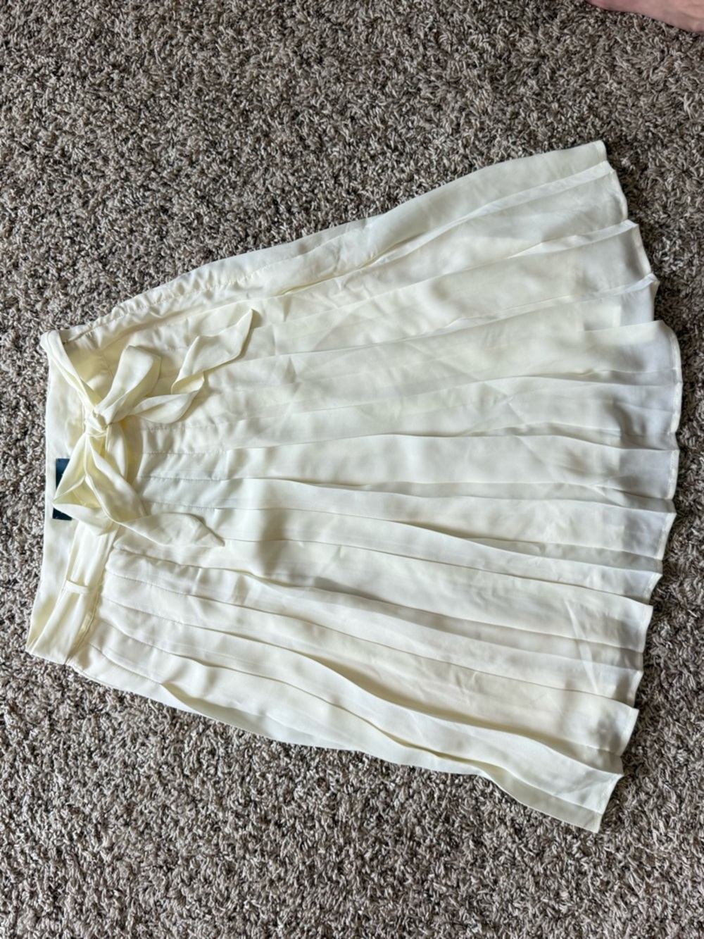 Modcloth Cream Pleated Tie-Waist Skirt